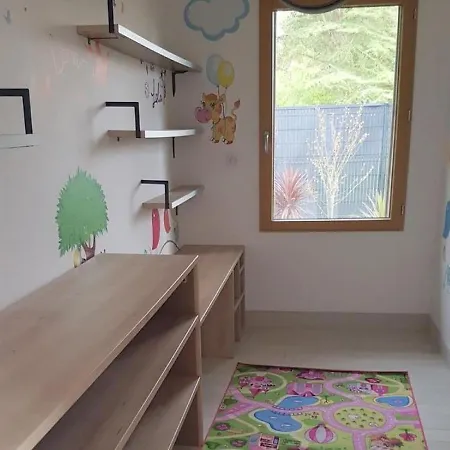 Hébergement de vacances Maison Les Mathes, 5 Pieces, 8 Personnes - Fr-1-305-1450 *